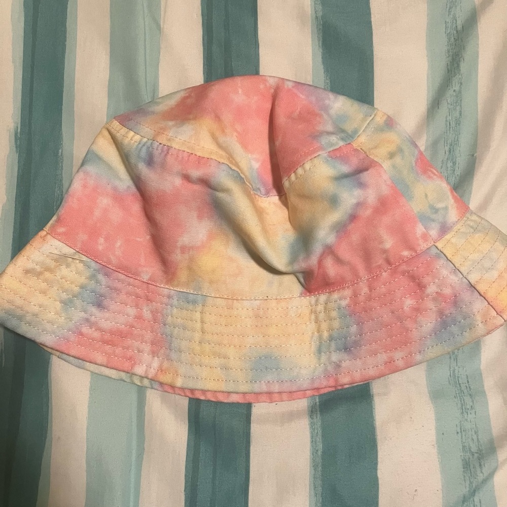 Tie Dye Bucket Hat